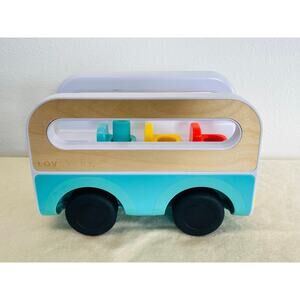 Lovevery Wheel Around Town Bus